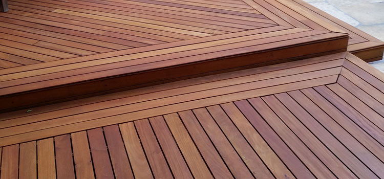 Redwood Decking Material in Glendora, CA